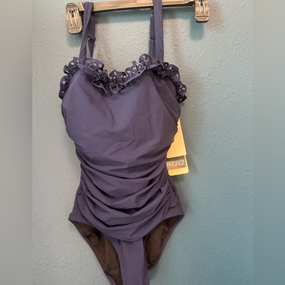 Profile by Gottex Women's Standard Hula Dance D Cup One Piece 6 Navy - Picture 1 of 5
